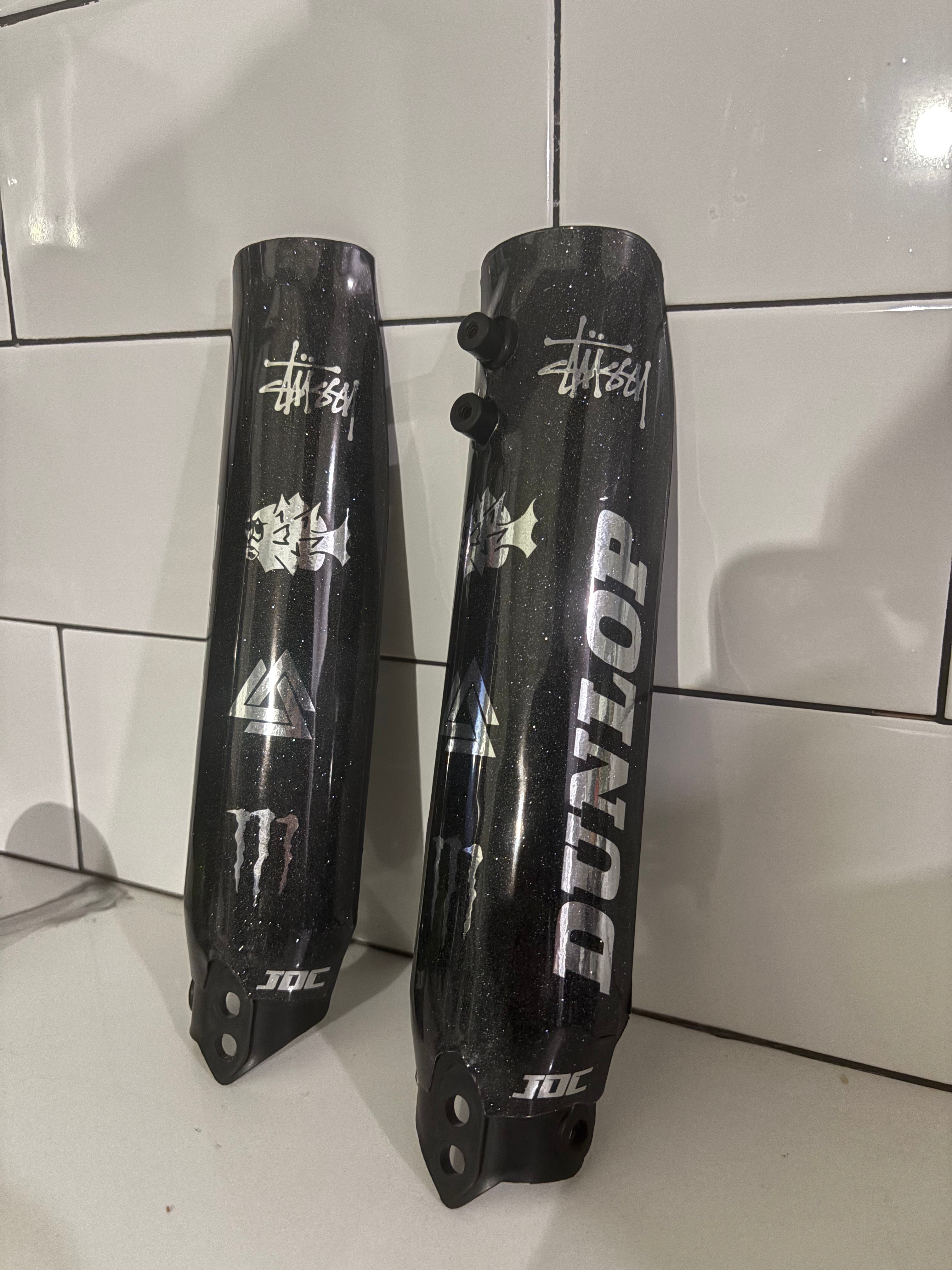 Tuttio Fork Gaurd Graphics